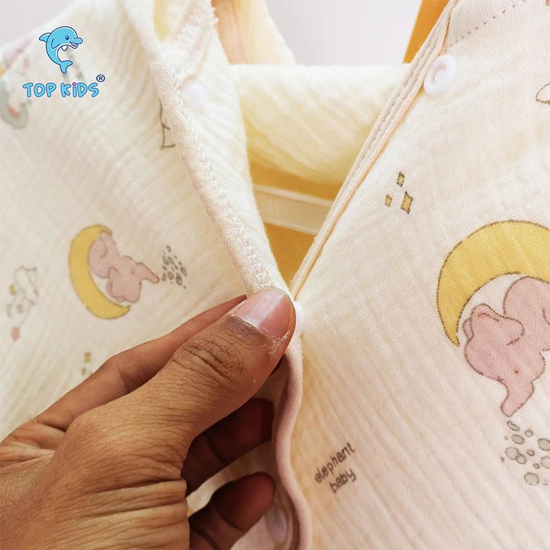 Áo choàng TOP KIDS 4 lớp 0 - 24 tháng - Mẫu ngẫu nhiên 10