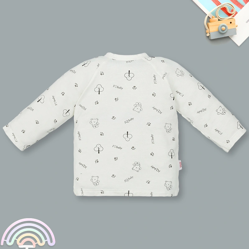 Áo tay dài cài chéo in gấu IQ Baby màu trắng 2