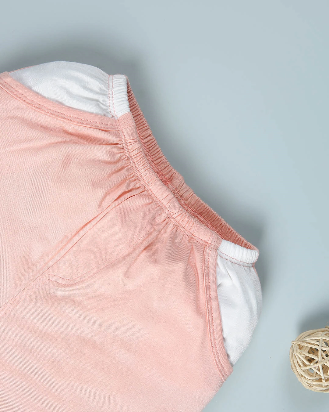 Bộ tay ngắn bé gái BabyMommy cài vai in nhím màu trắng - cam 10