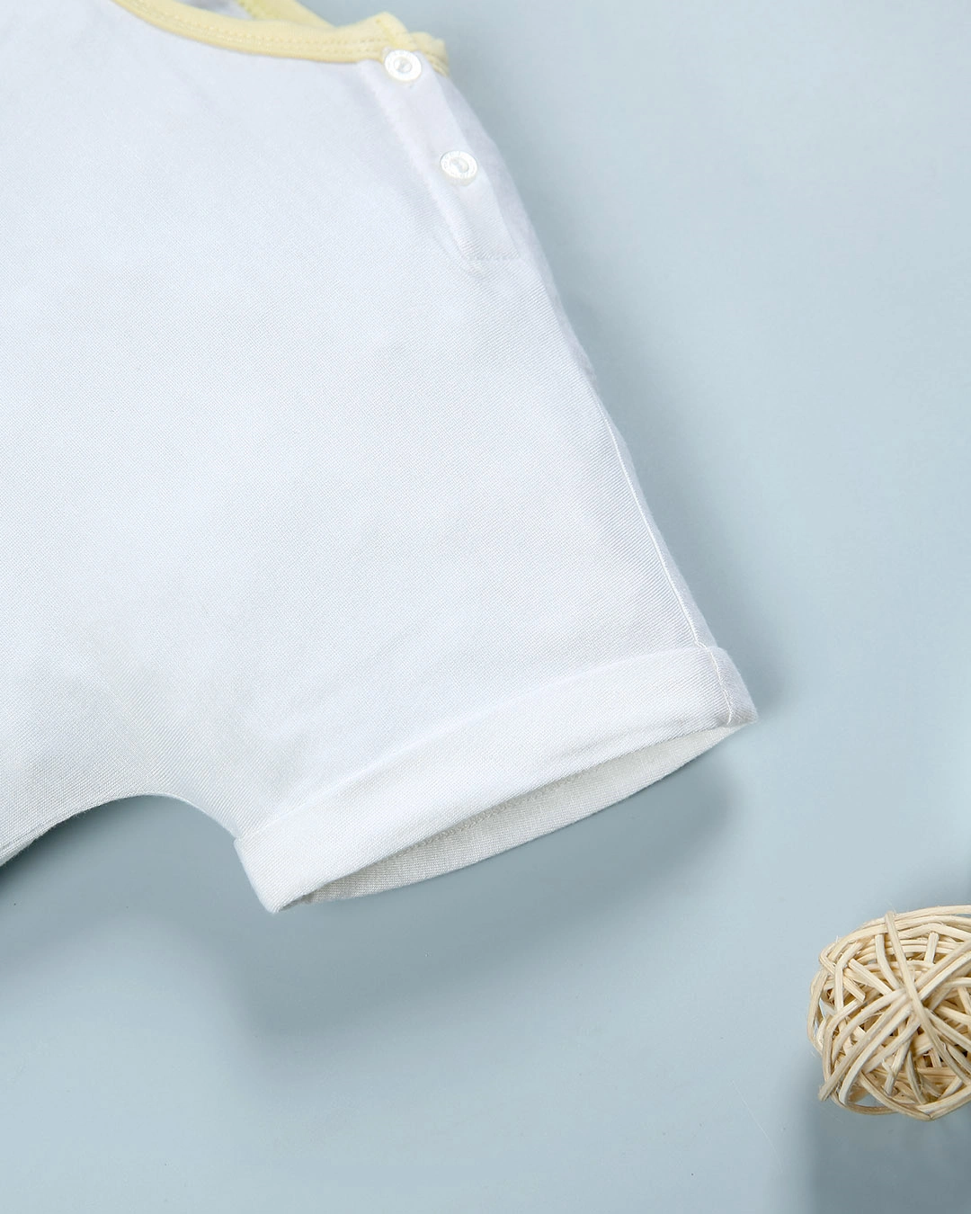 Bộ tay ngắn bé trai BabyMommy cài vai in cún màu trắng - xanh dương 17