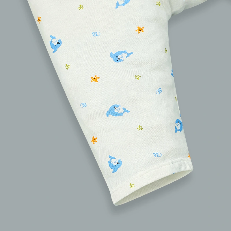 Quần dài in cá heo IQ Baby màu trắng 4