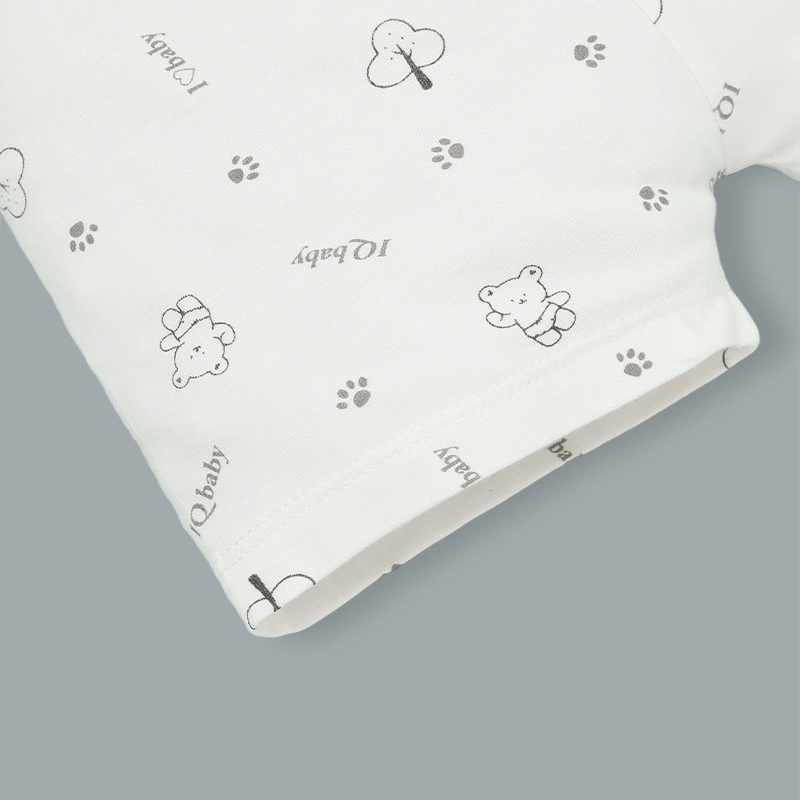 Quần ngắn in gấu IQ Baby màu trắng 3