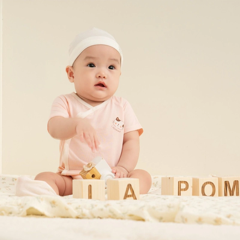 Set 2 bodysuit cài chéo La Pomme bé mimi của mẹ màu trắng - vàng 17