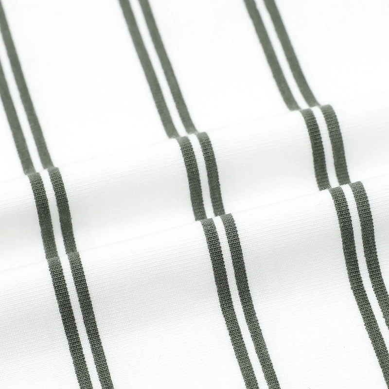 Bộ tay ngắn bé trai Ualarogo UR3874 in chữ màu xanh lá 7