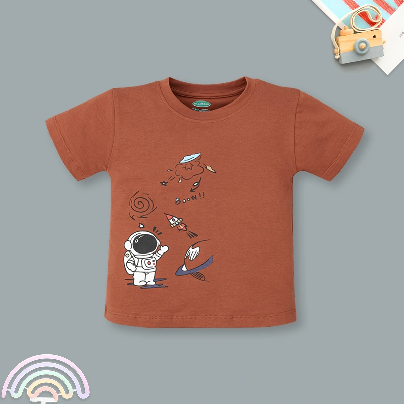 Bộ tay ngắn bé trai Ualarogo UR3874 in chữ màu xanh lá 14