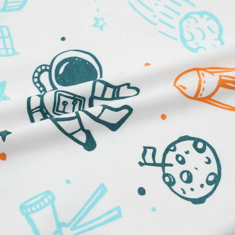 Bộ tay ngắn bé trai Ualarogo UR3874 in chữ màu xanh lá 30