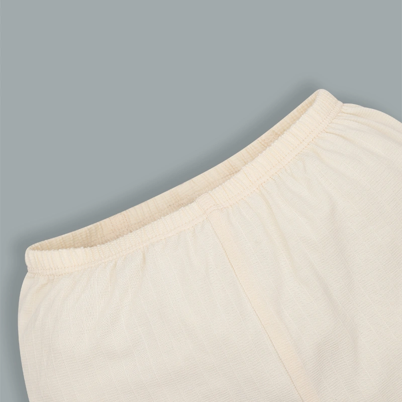 Bộ tay ngắn cài chéo in hình thú Ualarogo UR2188 màu be 11