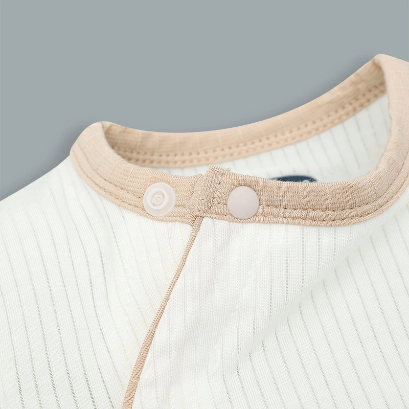 Bộ tay ngắn cài chéo in hình thú Ualarogo UR2188 màu be 19