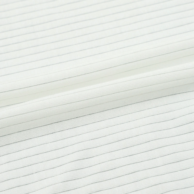 Bộ tay ngắn cài chéo in hình thú Ualarogo UR2188 màu be 21