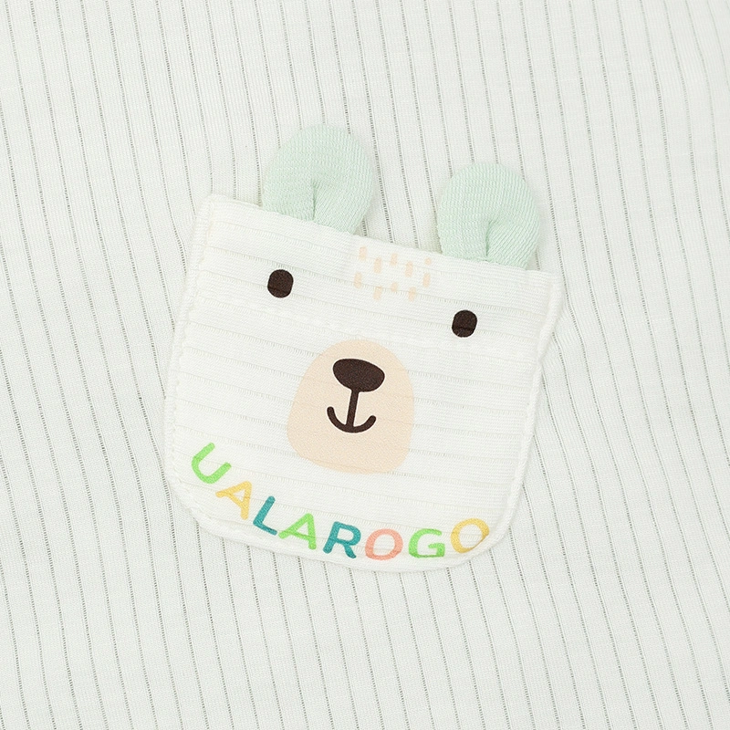 Bộ tay ngắn cài chéo in hình thú Ualarogo UR2188 màu be 33