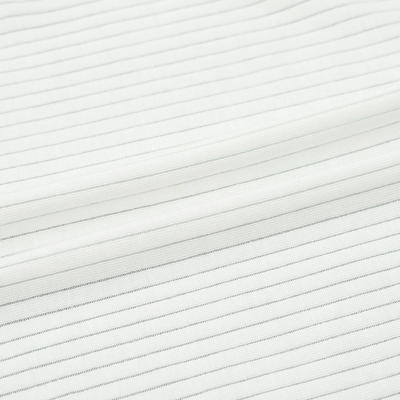 Bộ tay ngắn cài chéo in hình thú Ualarogo UR2188 màu be 34