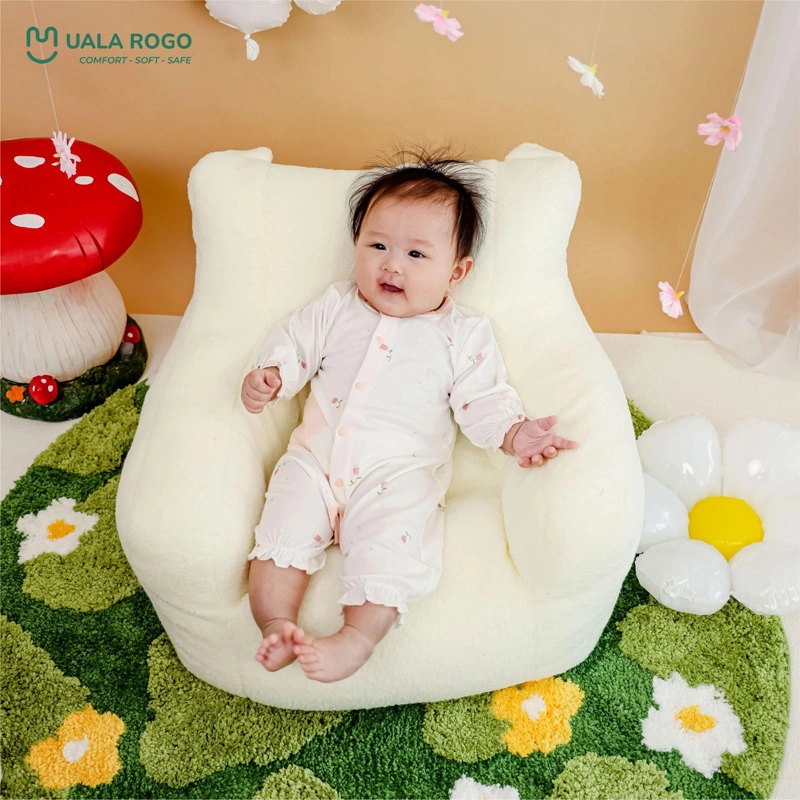 Bodysuit tay dài bé gái petit Ualarogo UR2235 màu trắng 3