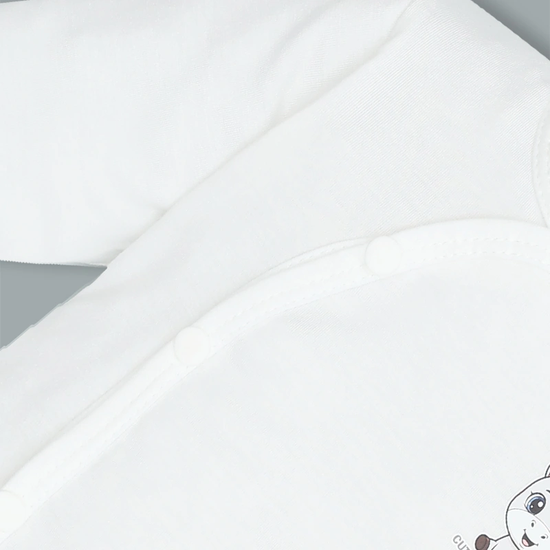 Bộ tay dài cúc bấm chéo quần in ngựa con IQ Baby màu trắng 6