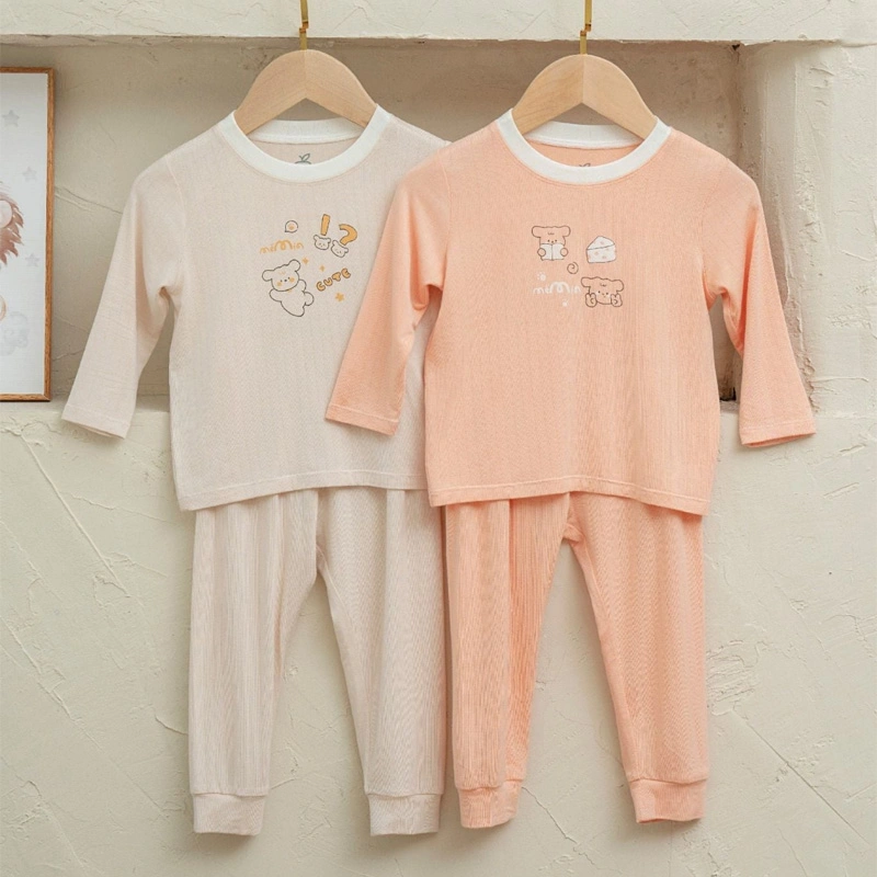 Bộ tay dài La Pomme vũ trụ vui nhộn màu vàng 29