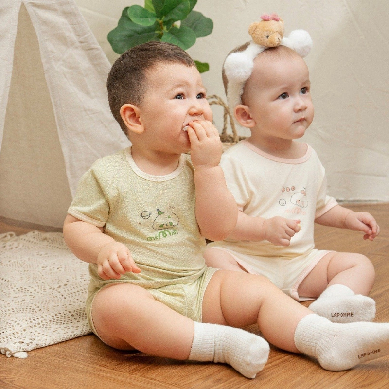 Bộ tay ngắn La Pomme người bạn puppy màu vàng kem 36