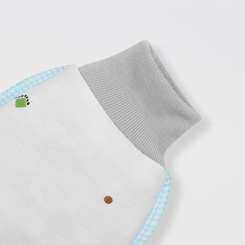 Set nón, bao tay bao chân in ngựa con IQ Baby màu trắng (0 -3 tháng) 5