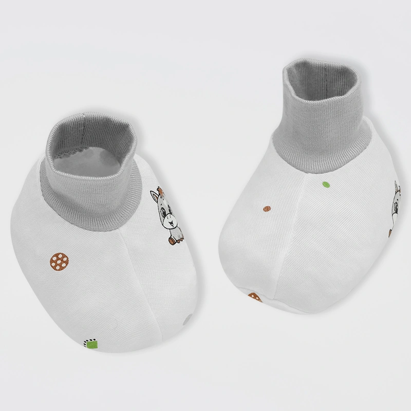 Set nón, bao tay bao chân in ngựa con IQ Baby màu trắng (0 -3 tháng) 6