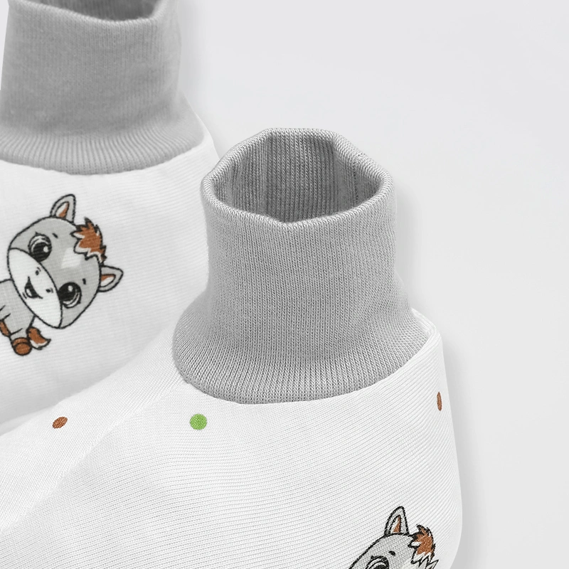 Set nón, bao tay bao chân in ngựa con IQ Baby màu trắng (0 -3 tháng) 8