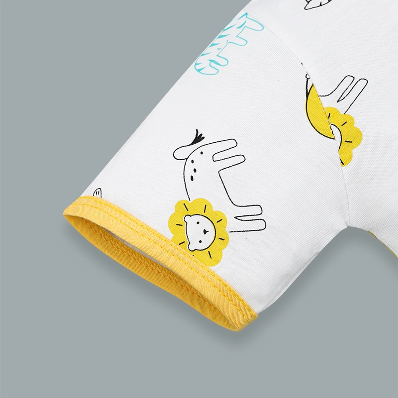 Bộ tay ngắn bé trai IQ Baby in thú màu vàng 5