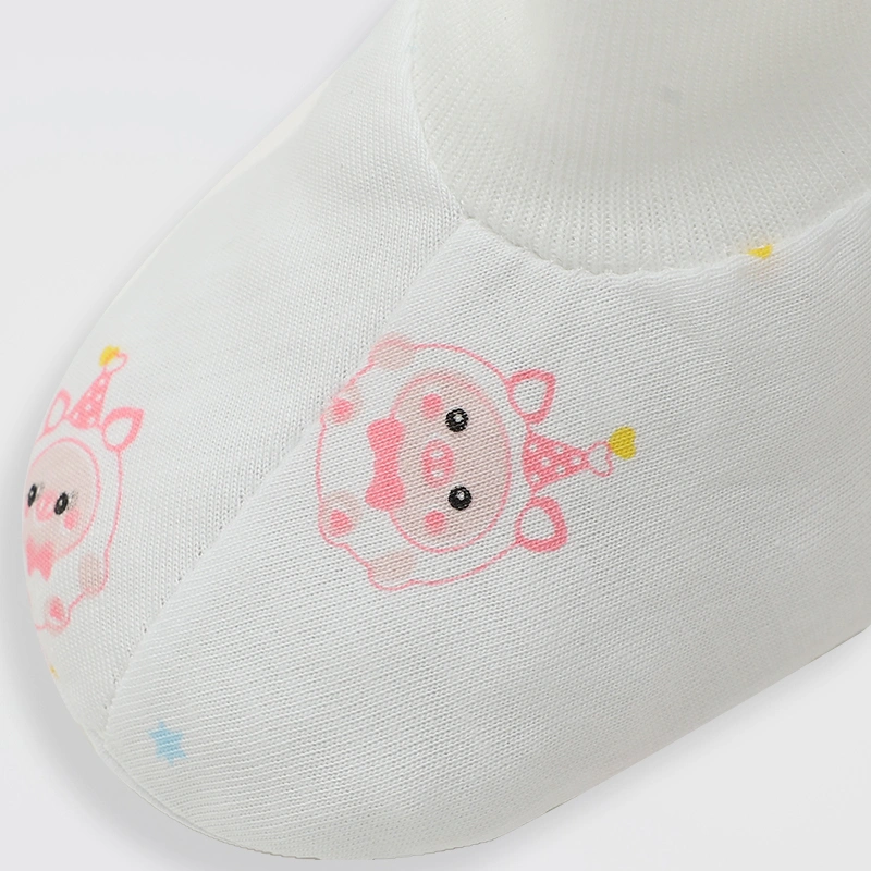 Set nón, bao tay bao chân in heo hồng IQ Baby màu trắng (0 -3 tháng) 9