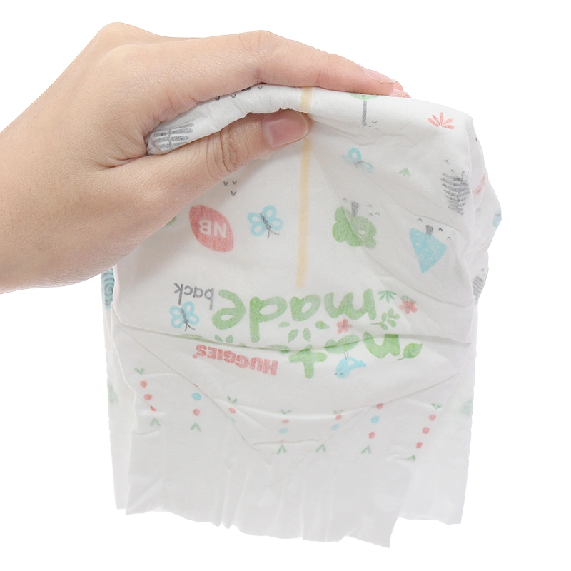Tã dán Huggies Platinum nature made siêu cao cấp size NB 60 miếng (Dưới 5 kg) - Giao bao bì ngẫu nhiên 10