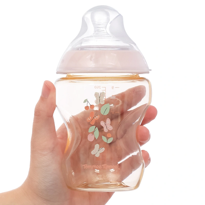Bình sữa nhựa PPSU Tommee Tippee Natural Start cổ rộng 150 ml (0 - 3 tháng) - Họa tiết vàng 46