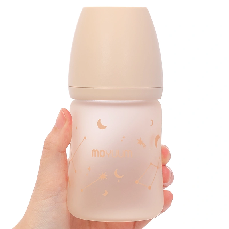 Bình sữa thủy tinh tráng silicone Moyuum cổ rộng 150 ml - Twinkle (0 - 3 tháng) 8