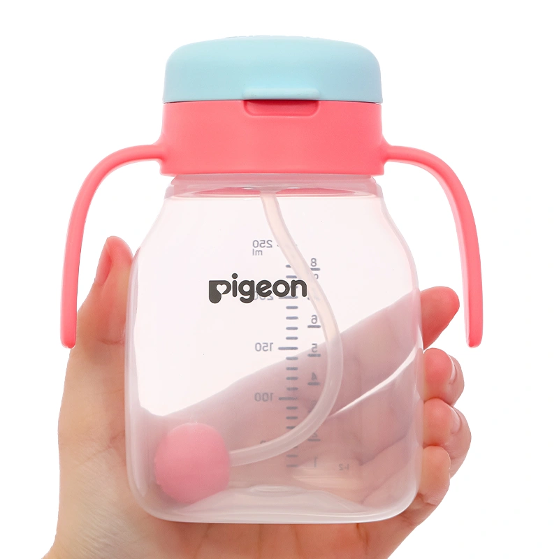 Bình tập uống Pigeon 250ml - Màu xanh lá (từ 6 tháng) 23