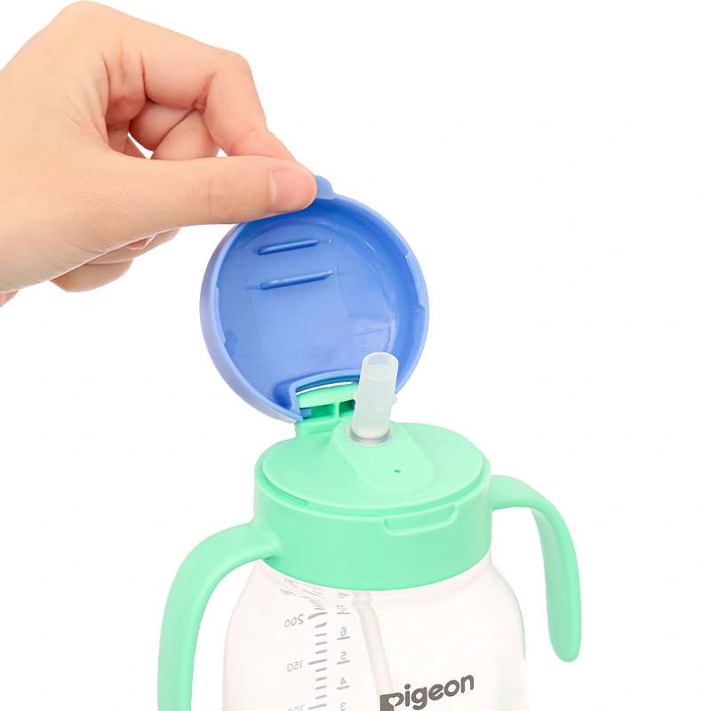 Bình tập uống Pigeon 250ml - Màu xanh lá (từ 6 tháng) 8