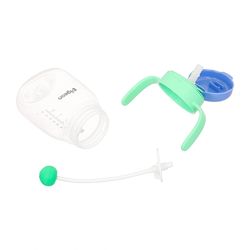 Bình tập uống Pigeon 250ml - Màu xanh lá (từ 6 tháng) 10