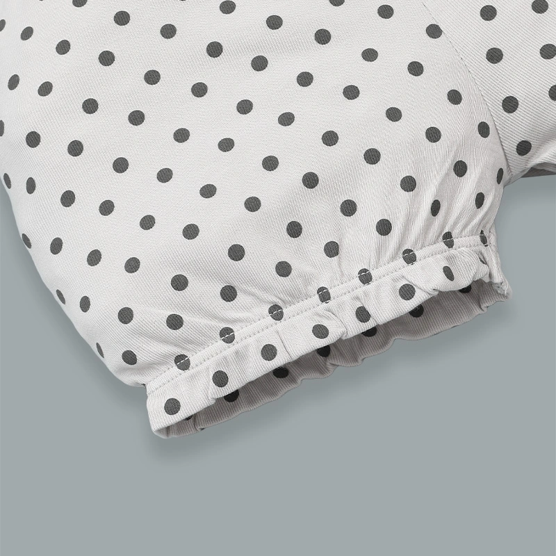 Bộ tay ngắn bé gái Ualarogo UR492 cổ cách điệu màu xám 11