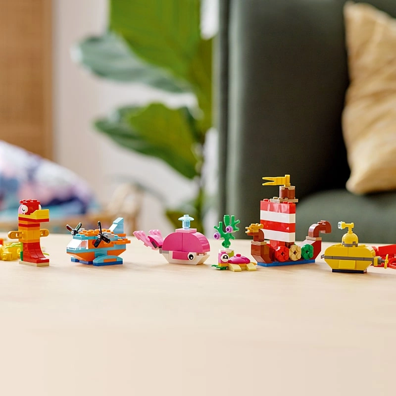 Đồ chơi hộp gạch classic chủ đề đại dương sáng tạo Lego Classic 11018 (333 chi tiết) 4