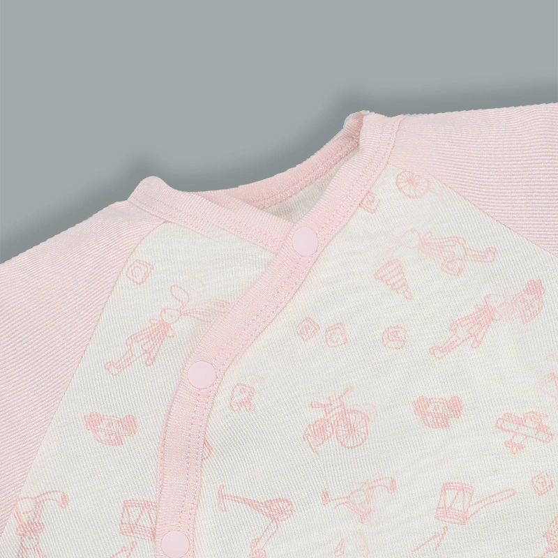Bộ tay ngắn bé gái cài lệch Lullaby NH652C màu trắng in hồng 4
