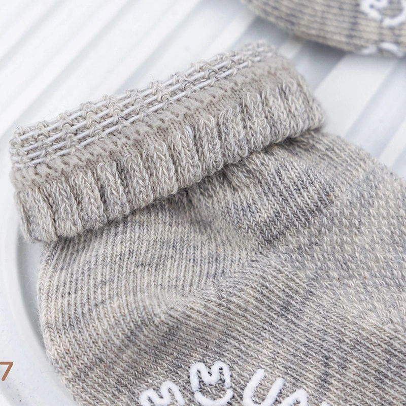 Set 3 tất sơ sinh cổ cao Ualarogo UR857 trơn - Giao màu ngẫu nhiên 11