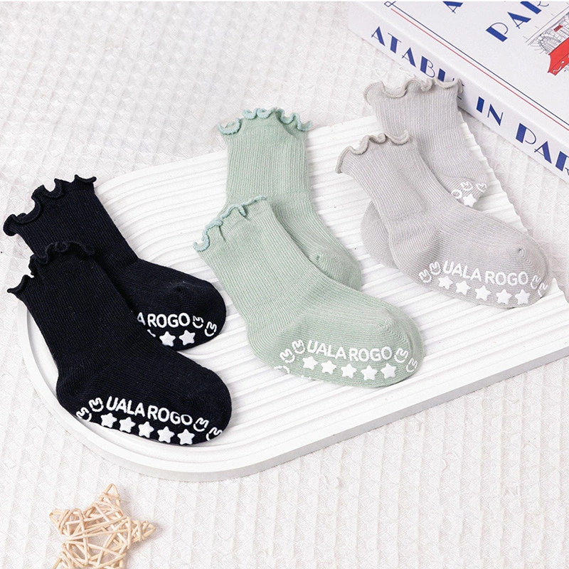 Set 3 tất sơ sinh cổ cao Ualarogo UR859 cổ bèo - Giao màu ngẫu nhiên 2