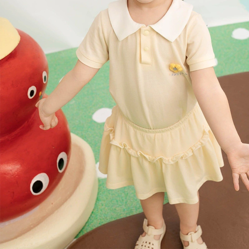 Set váy bé gái La Pomme nhún li cách điệu màu vàng nhạt 2