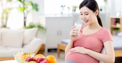 Giải đáp thắc mắc: Tiểu đường thai kỳ uống sữa tươi không đường được không?