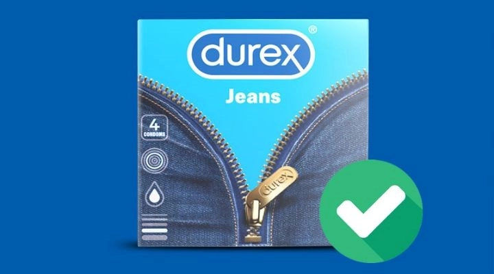 Bao cao su Durex có in logo Durex sắc nét, rõ ràng