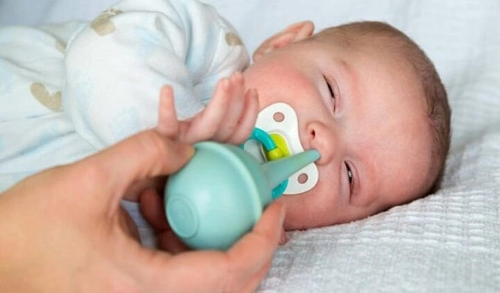 Dụng cụ hút mũi phù hợp với các bé sơ sinh và trẻ nhỏ chưa có khả năng hỉ mũi