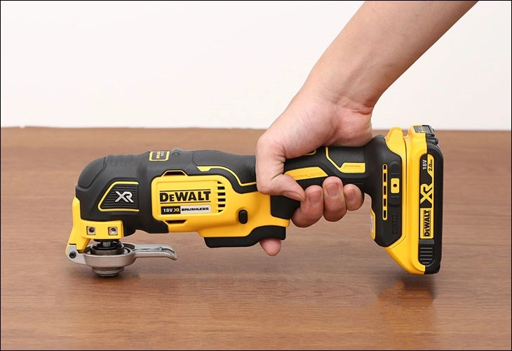 Máy cắt đa năng Dewalt