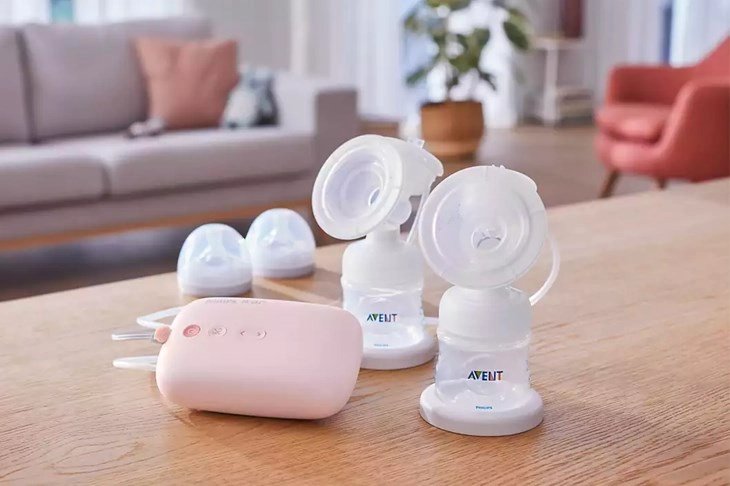 Máy hút sữa điện đôi Philips Avent Eureka SCF393.11 có giá là 6.750.000 đồng (cập nhật tháng 06/2023 và có thể thay đổi theo thời gian)