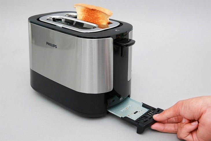 Chỉ mất 2 - 3 phút là hoàn thành xong món bánh mì nướng