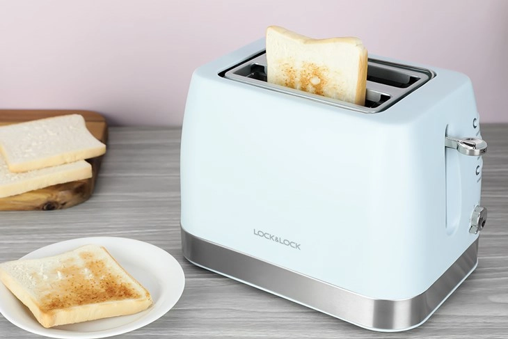 Máy nướng bánh mì - thiết bị tiện lợi cho mỗi nhà