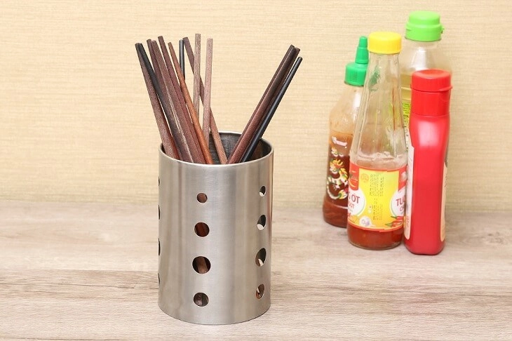 Ống đựng đũa inox 14.5 cm DMX DD001-14.5 được làm từ chất liệu inox 201 sáng bóng