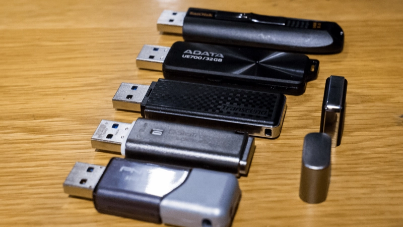 Chuẩn kết nối và tốc độ là khác nhau ở từng loại USB