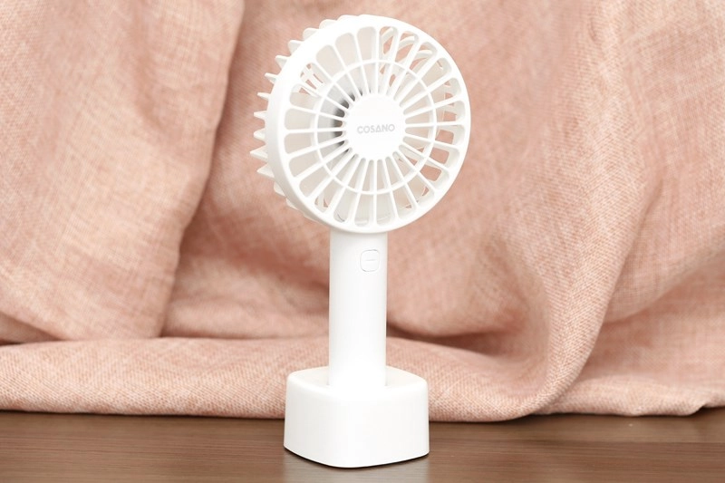 Quạt sạc mini Cosano CF002 Quạt sạc mini Cosano CF002