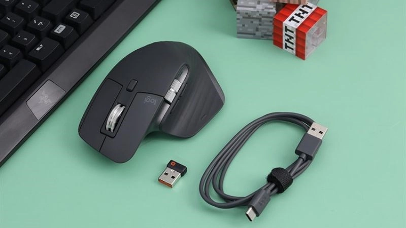 Chuột máy tính Logitech Bluetooth có thiết độc đáo lạ mắt