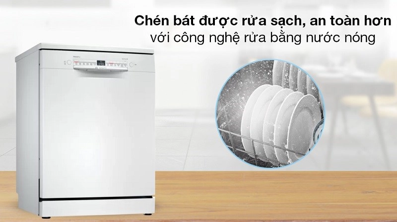 Tính năng rửa bằng nước nóng giúp chén dĩa được tiệt trùng tốt hơn Tính năng rửa bằng nước nóng giúp chén dĩa được tiệt trùng tốt hơn