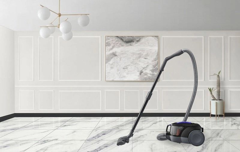 Máy hút bụi dạng hộp LG VC3316GND có thiết kế gọn gàng, cùng công suất làm sạch lớn lên đến 1400W