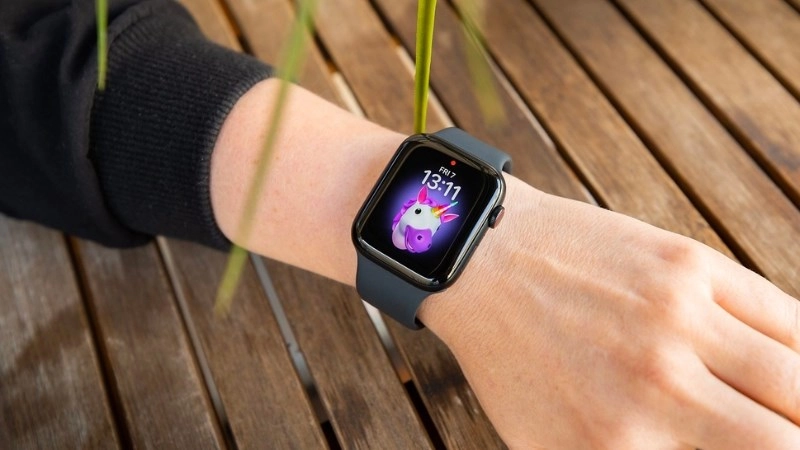 Apple Watch SE được coi là phiên bản giá rẻ của Apple Watch